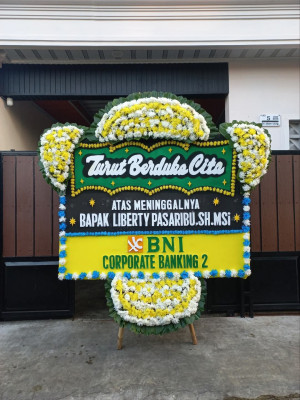 Papan Bunga Duka di Kiaracondong
