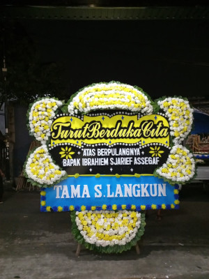 Papan Bunga Duka di Kiaracondong